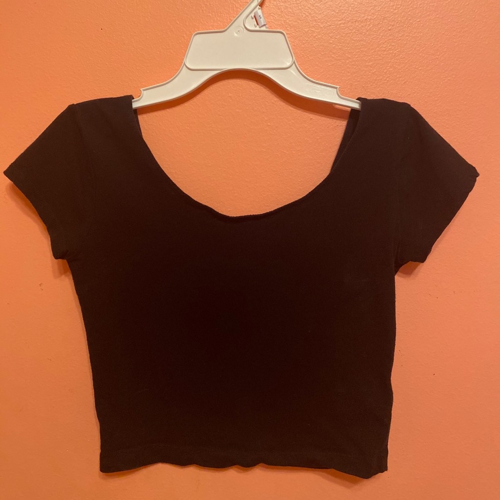 Black crop top